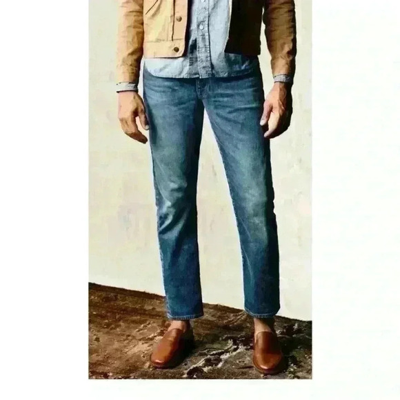 Imogene + Willie Barton Slim Jeans - Picture 3 of 5